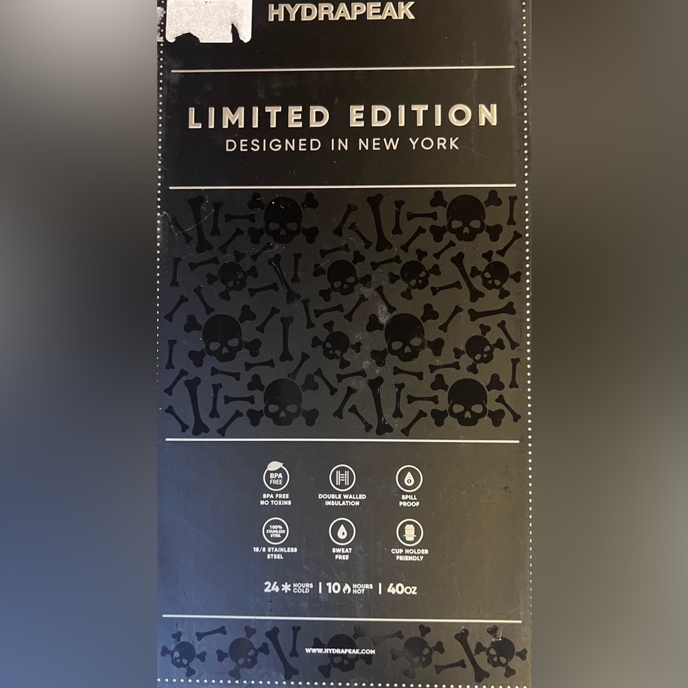 ✨LIMITED EDITION✨ Hydrapeak Voyager 40oz Skull Bling Tumbler Halloween Sparkly - Picture 5 of 5